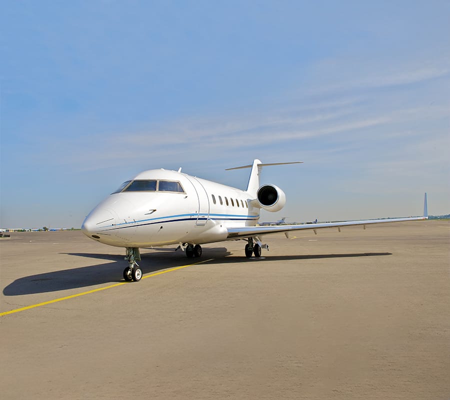 left view challenger thumbnail